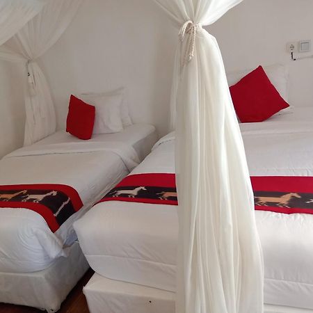 Rua Beach Resort Sumba Buitenkant foto