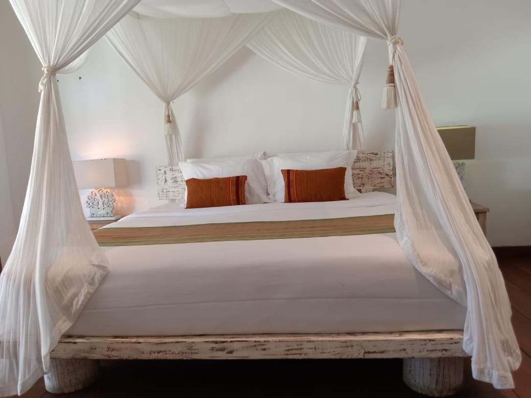 Rua Beach Resort Sumba Kamer foto