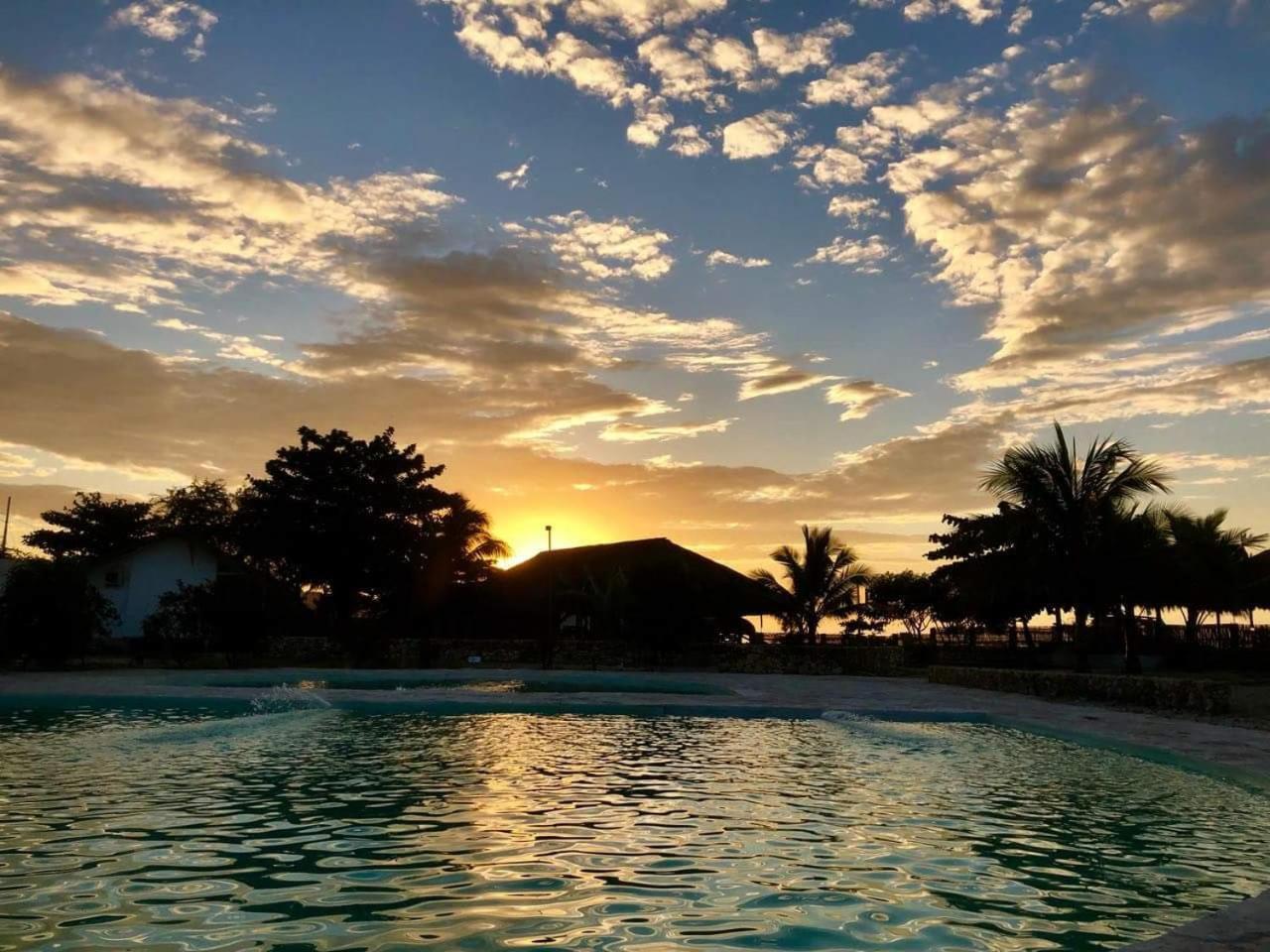 Rua Beach Resort Sumba Buitenkant foto