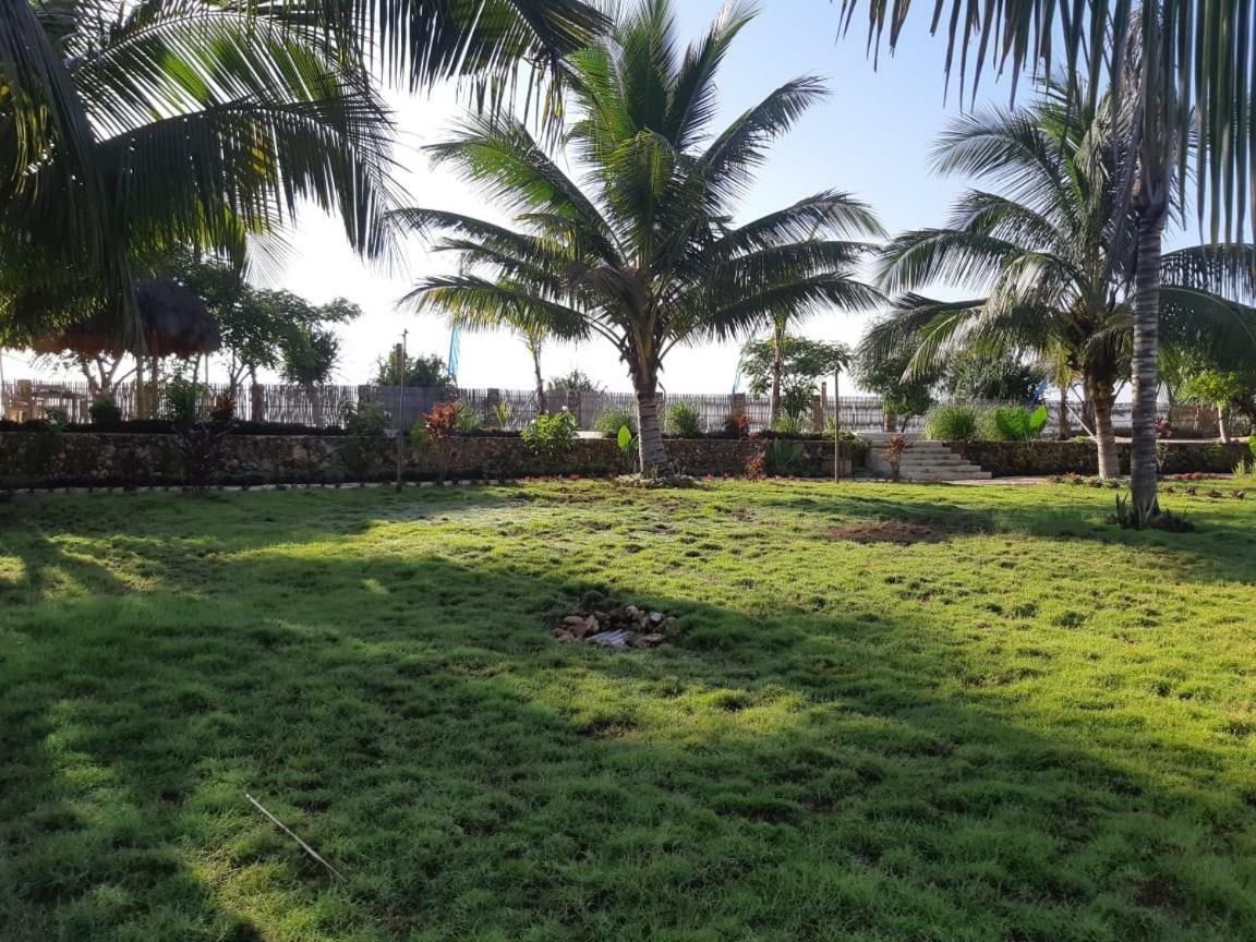 Rua Beach Resort Sumba Buitenkant foto